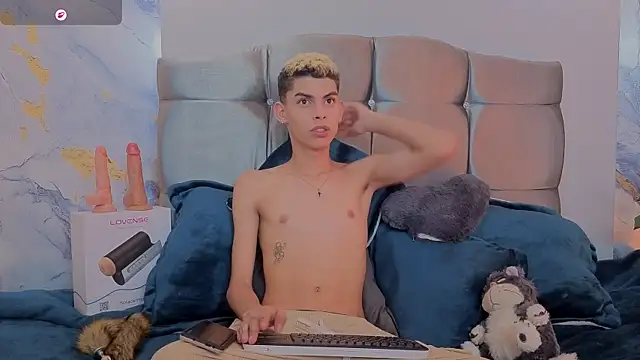 Room 69x online show from 03-31-26, 04:31