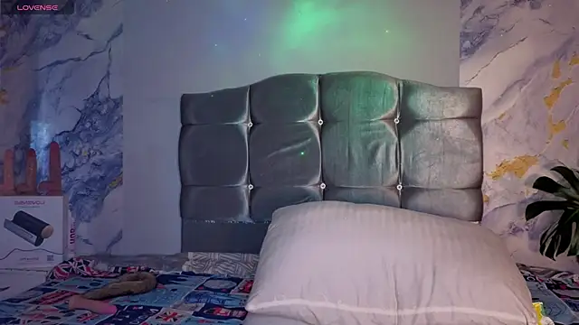 Room 69x online show from 05-29-26, 01:28