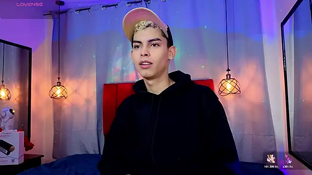 Room 69x online show from 03-06-26, 12:11