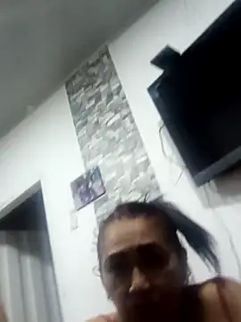 Snapshot of linda_luna29 chatting on 09-11-25, 11:16 linda luna29 online show from 09-11-25, 11:16