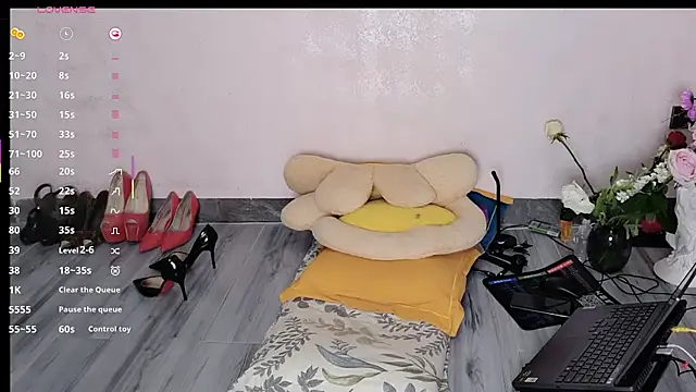 Solsken  online show from 09-26-25, 06:09