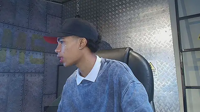 AlanCutee online show from 09-10-25, 12:26