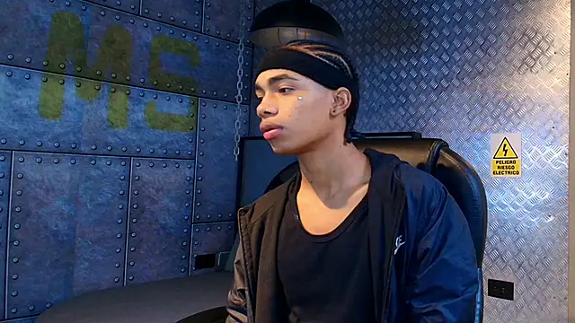 AlanCutee online show from 10-18-25, 11:45