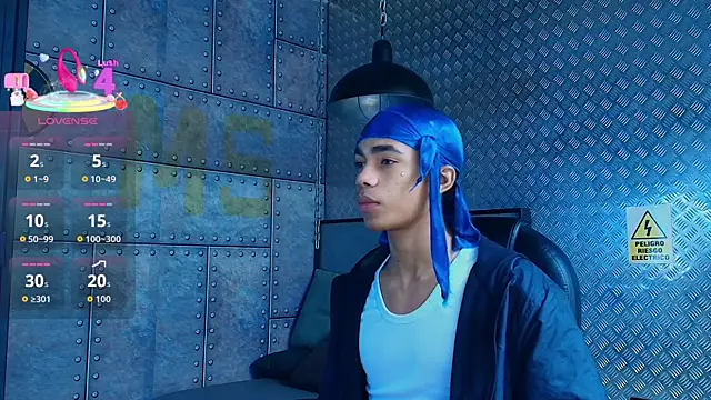 AlanCutee online show from 10-25-25, 01:01