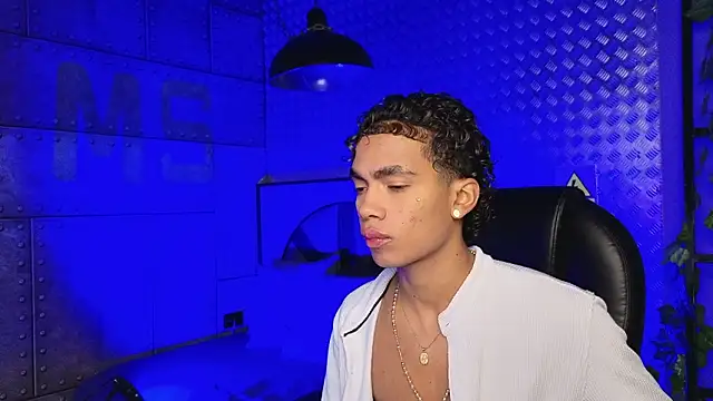 AlanCutee online show from 03-29-26, 04:03