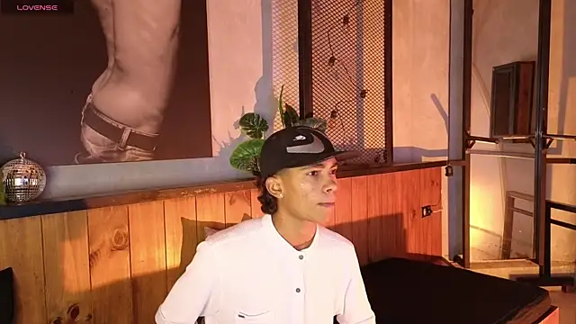 AlanCutee online show from 04-04-26, 12:56