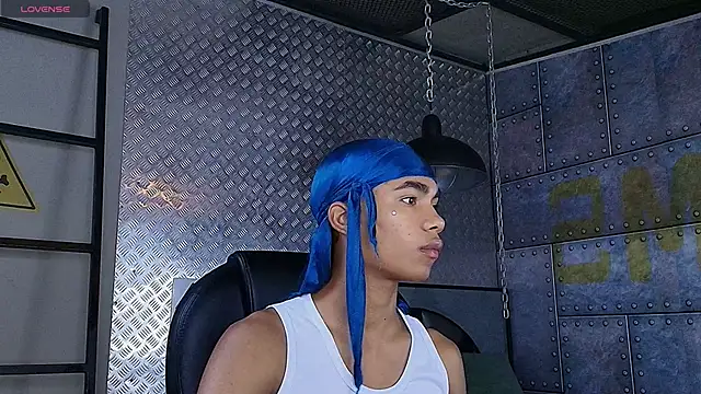 AlanCutee online show from 10-31-25, 11:18