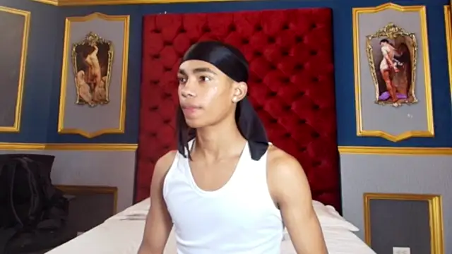 AlanCutee online show from 12-15-25, 08:14