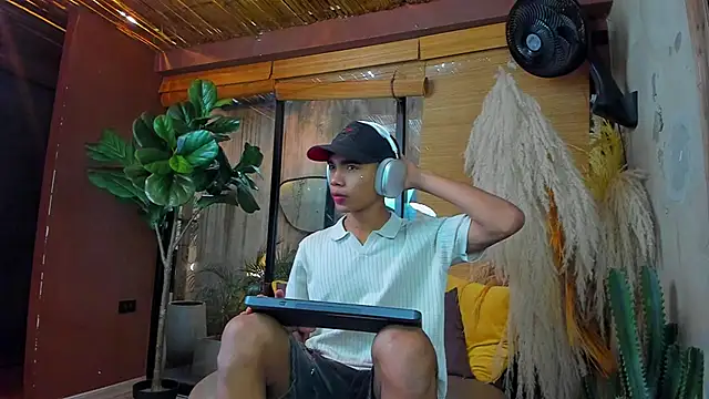 AlanCutee online show from 12-01-25, 12:39