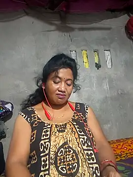 Cute-Swewty online show from 09-19-25, 02:43