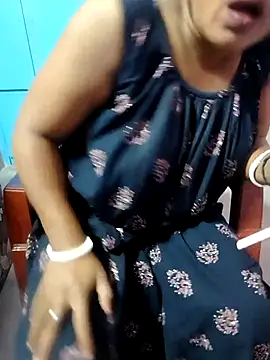 Cute-Swewty online show from 10-16-25, 02:03