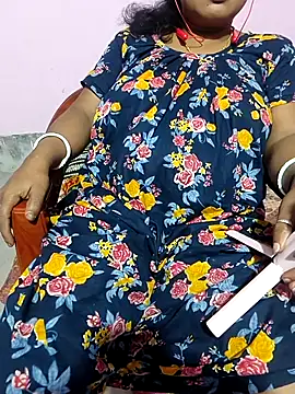 Cute-Swewty online show from 10-17-25, 01:35