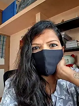 Snapshot of Tamil_Dharani chatting on 02-02-26, 06:56 Tamil Dharani online show from 02-02-26, 06:56