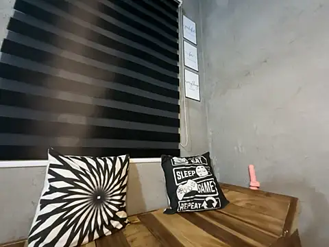 wild apple69 online show from 03-22-26, 05:14