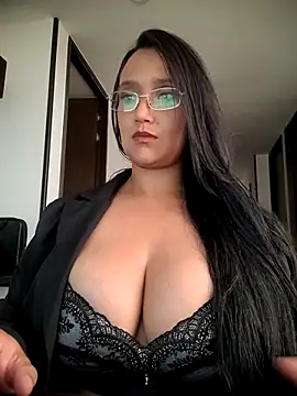 Esmeralda333 online show from 07-22-26, 08:44