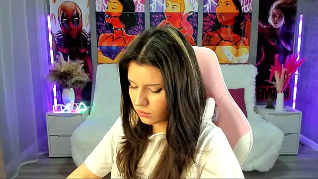 AnoraDark online show from 11-24-25, 01:00