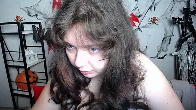 Snapshot of NeonilaLisova chatting on 11-08-25, 06:06 NeonilaLisova online show from 11-08-25, 06:06