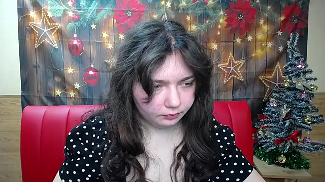 Snapshot of NeonilaLisova chatting on 01-15-26, 06:17 NeonilaLisova online show from 01-15-26, 06:17