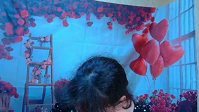 Snapshot of NeonilaLisova chatting on 02-16-26, 12:48 NeonilaLisova online show from 02-16-26, 12:48