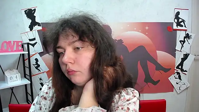 Snapshot of NeonilaLisova chatting on 12-05-25, 06:12 NeonilaLisova online show from 12-05-25, 06:12