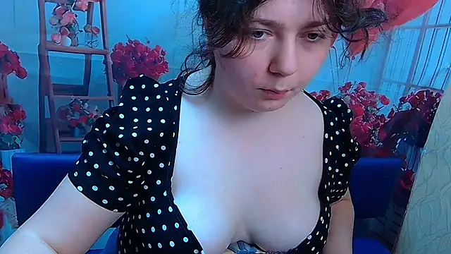 Snapshot of NeonilaLisova chatting on 02-10-26, 02:16 NeonilaLisova online show from 02-10-26, 02:16