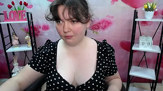NeonilaLisova online show from 05-09-26, 11:02