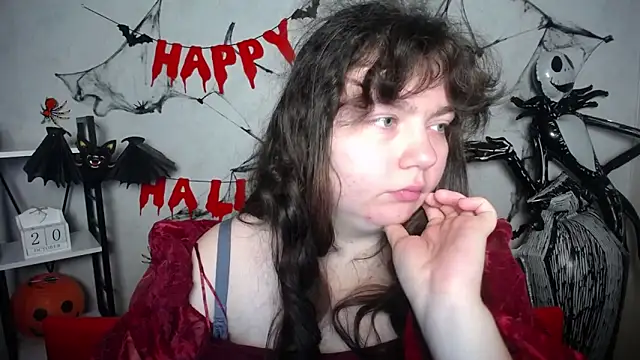 Snapshot of NeonilaLisova chatting on 10-20-25, 11:22 NeonilaLisova online show from 10-20-25, 11:22