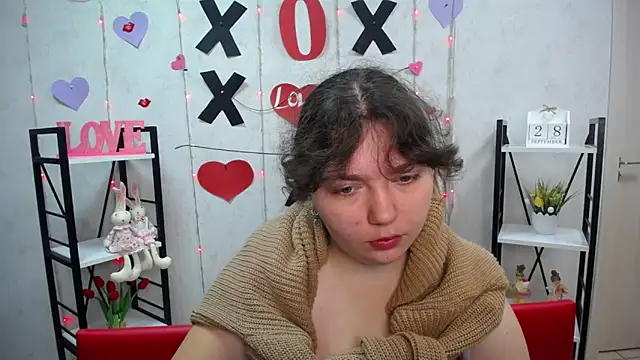 Snapshot of NeonilaLisova chatting on 09-28-25, 05:25 NeonilaLisova online show from 09-28-25, 05:25