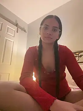 Snapshot of vixxnovalee chatting on 02-21-26, 07:21 vixxnovalee online show from 02-21-26, 07:21