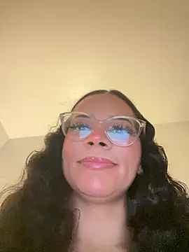 Snapshot of vixxnovalee chatting on 03-01-26, 06:35 vixxnovalee online show from 03-01-26, 06:35