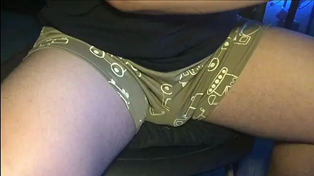 MinhTuan2002 online show from 11-23-25, 08:19