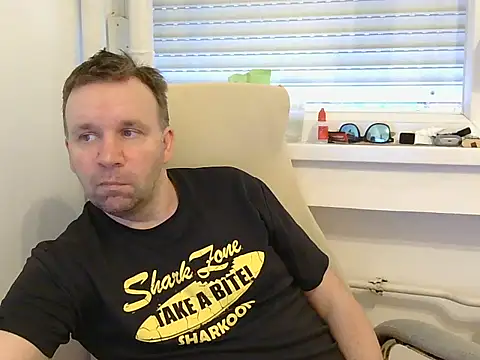 Snapshot of kristianss08 chatting on 02-09-26, 03:54 kristianss08 online show from 02-09-26, 03:54