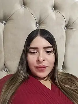 Snapshot of Nahomy_cm chatting on 06-27-26, 04:07 Nahomy cm online show from 06-27-26, 04:07