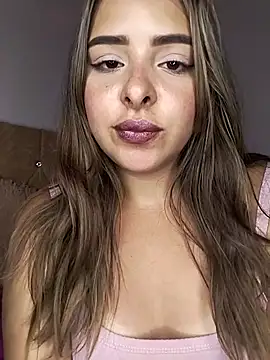 Nahomy cm online show from 03-05-26, 09:11