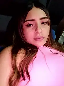 Snapshot of Nahomy_cm chatting on 06-06-26, 05:34 Nahomy cm online show from 06-06-26, 05:34