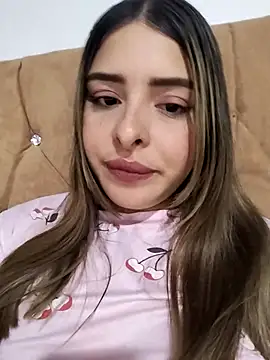 Nahomy cm online show from 04-22-26, 04:08