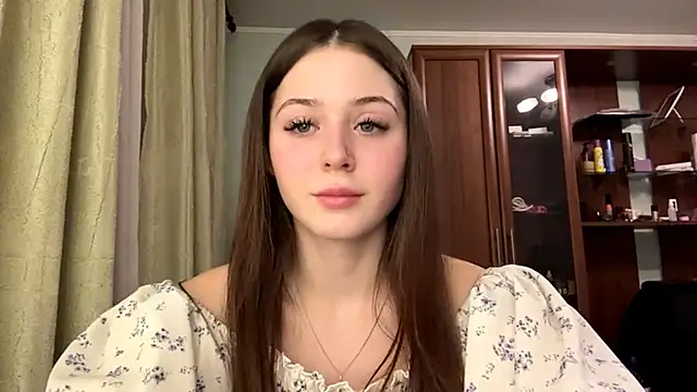 Adel strongwoman online show from 02-11-26, 06:08