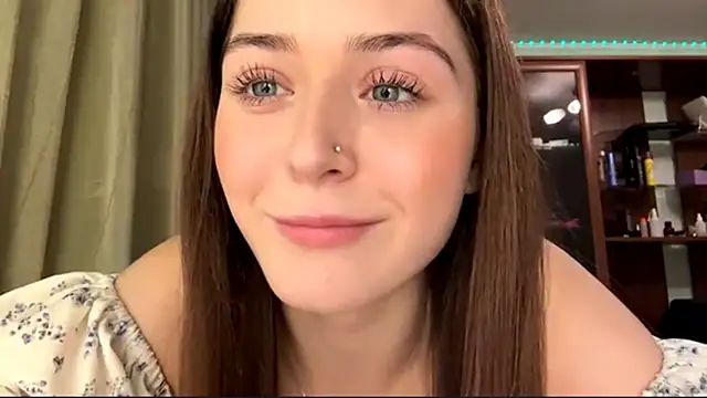 Adel strongwoman online show from 12-05-25, 05:11