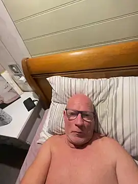 philefc online show from 10-13-25, 08:05