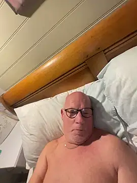 philefc online show from 10-25-25, 07:07