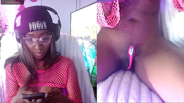 alys at college online show from 02-17-26, 02:14