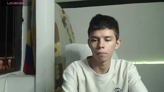 JhoanVelezModel online show from 10-22-25, 02:55