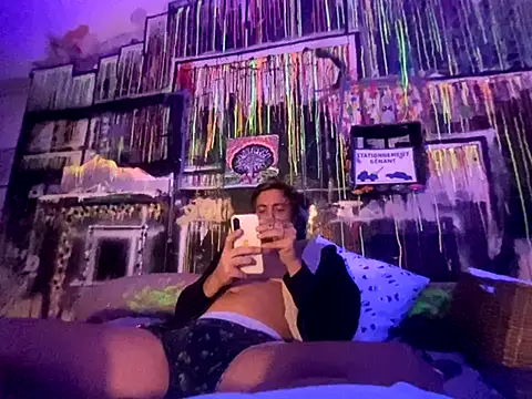 3615-ULLA online show from 10-23-25, 11:36