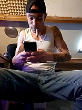 kompiee online show from 11-23-25, 12:59