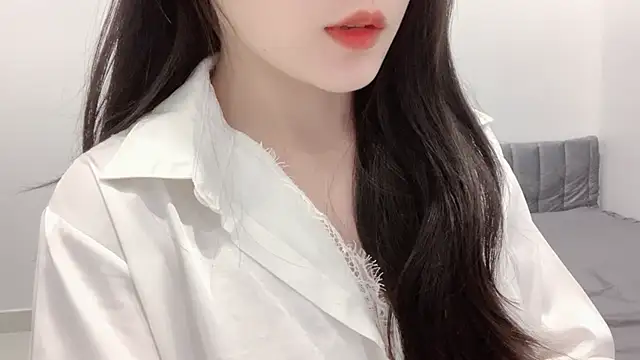 Snapshot of ___Lily___ chatting on 05-01-26, 03:39 Lily online show from 05-01-26, 03:39