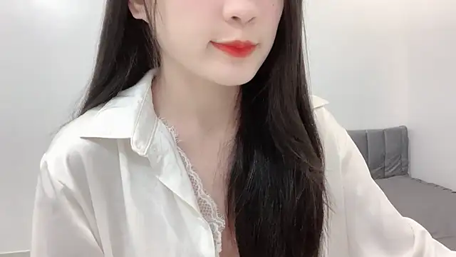 Snapshot of ___Lily___ chatting on 05-05-26, 03:48 Lily online show from 05-05-26, 03:48
