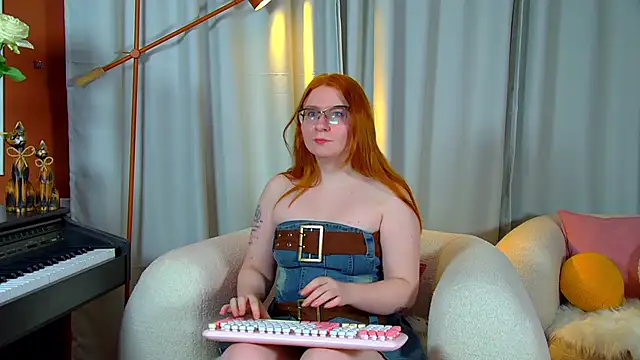 AliceAllisons online show from 10-19-25, 06:32