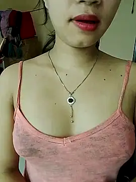 Snapshot of Sweet_Bindika07 chatting on 10-07-25, 04:57 Sweet Bindika07 online show from 10-07-25, 04:57