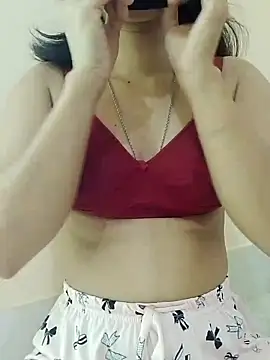 Snapshot of Sweet_Bindika07 chatting on 10-20-25, 02:46 Sweet Bindika07 online show from 10-20-25, 02:46