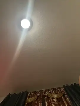 LeaRos online show from 11-26-25, 09:04